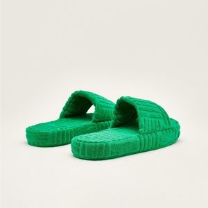 NASTY GAL Towel Slides